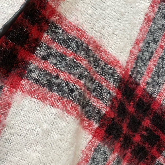 🔥🔥Marc New York Red White & Black Plaid Butterfly Arms Tied Long Robed Poncho - Picture 8 of 8